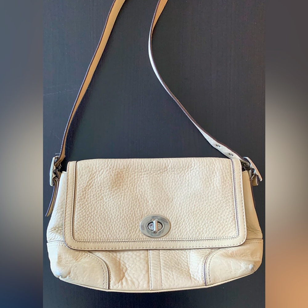 Vintage COACH tan colored leather purse